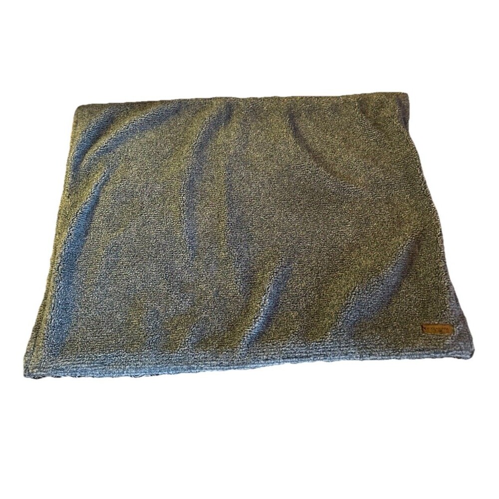 Koolaburra by Ugg Standard Pillow Sham Blue Gray Sherpa Zipper Closure